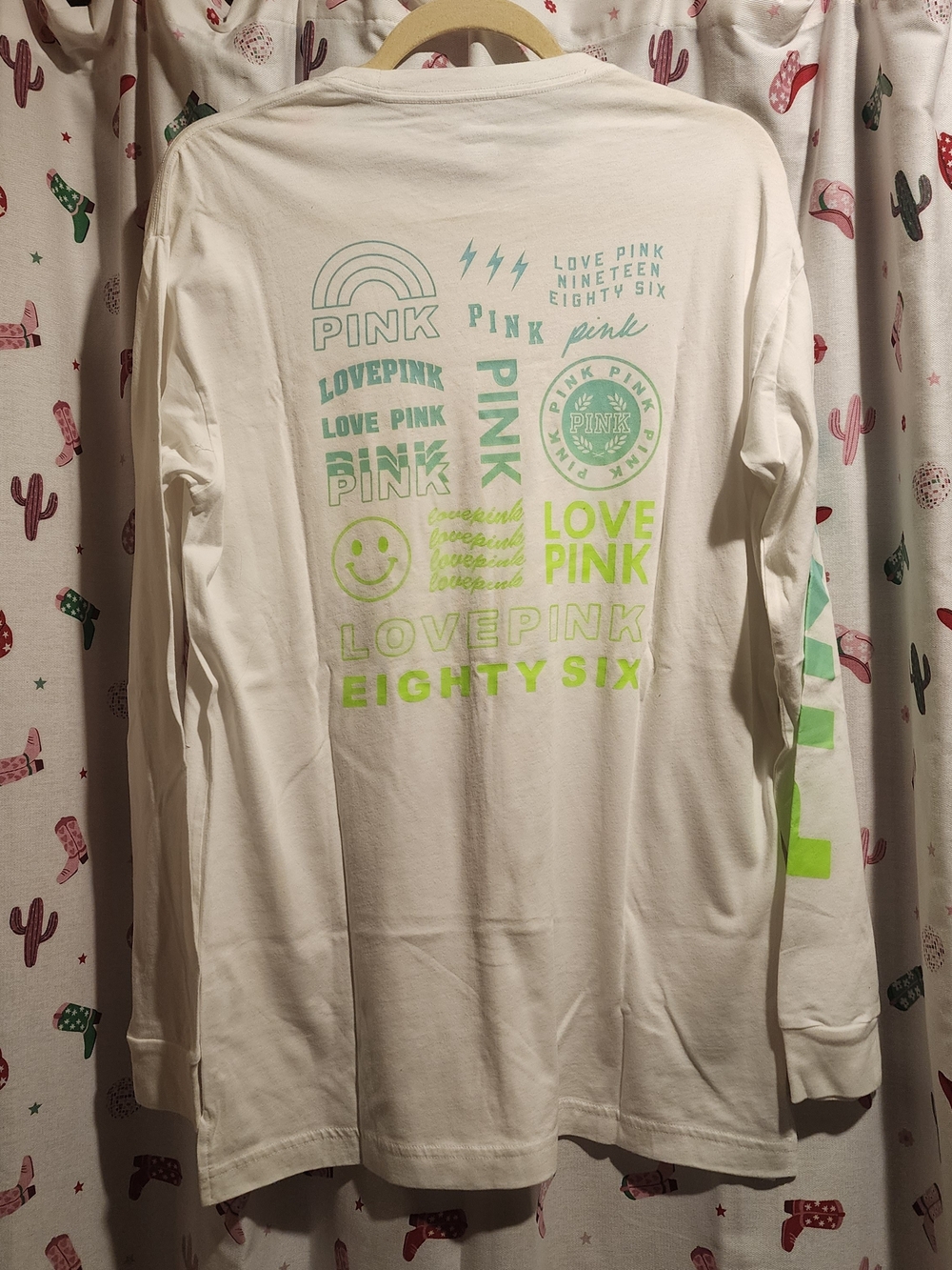 NEW SZ SMALL VS PINK OMBRE CAMPUS TEE